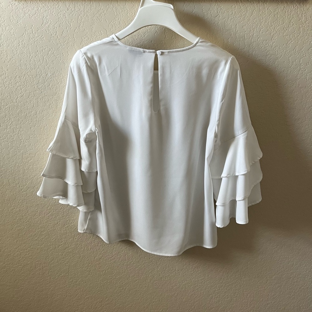 Lucca Women’s White Blouse Tiered Ruffle Sleeves Round Neck Size M - Picture 5 of 8